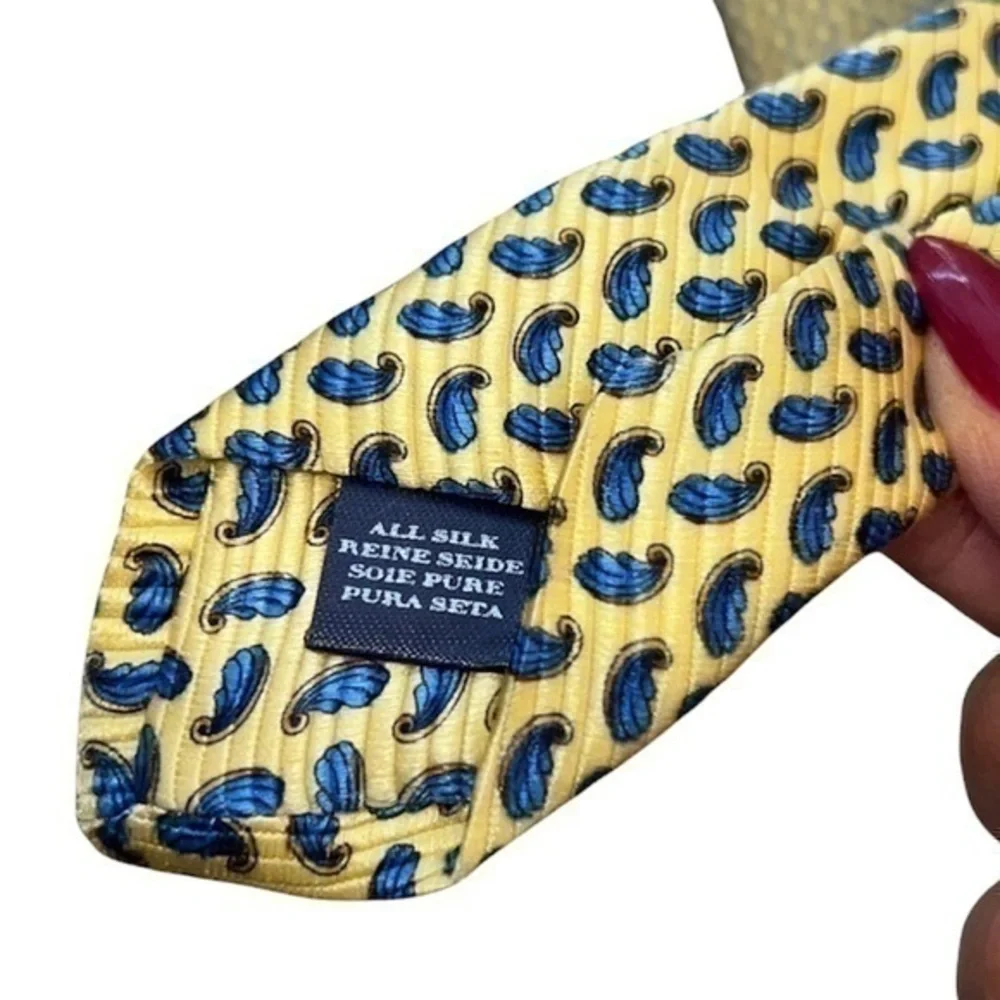 Burberry London Classic Yellow‎ & Navy Blue Print 100% Silk Neck Tie
